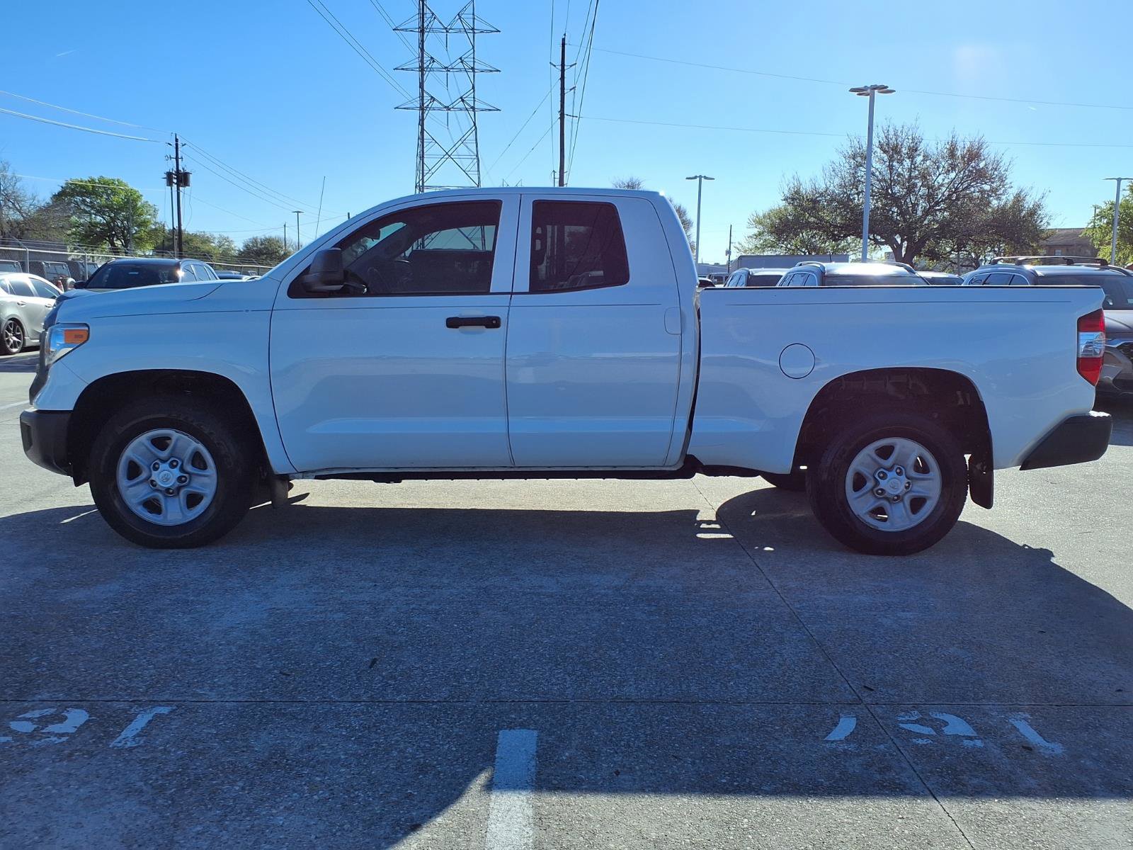 Used 2016 Toyota Tundra SR w/ Tow Package image 22