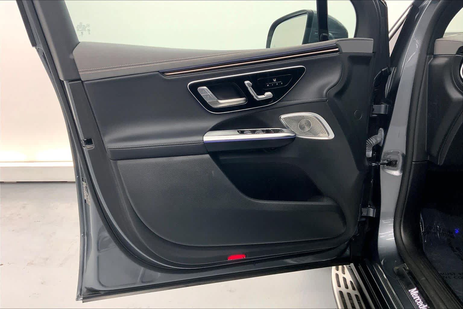 Certified 2023 Mercedes-Benz EQE 350+ 4MATIC SUV image 19