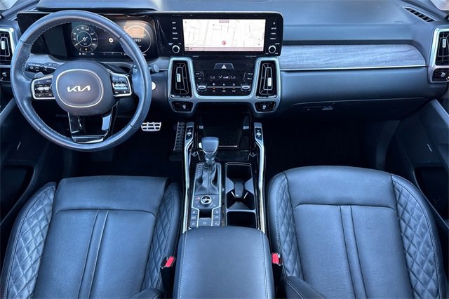 Used 2022 Kia Sorento SX Prestige image 15