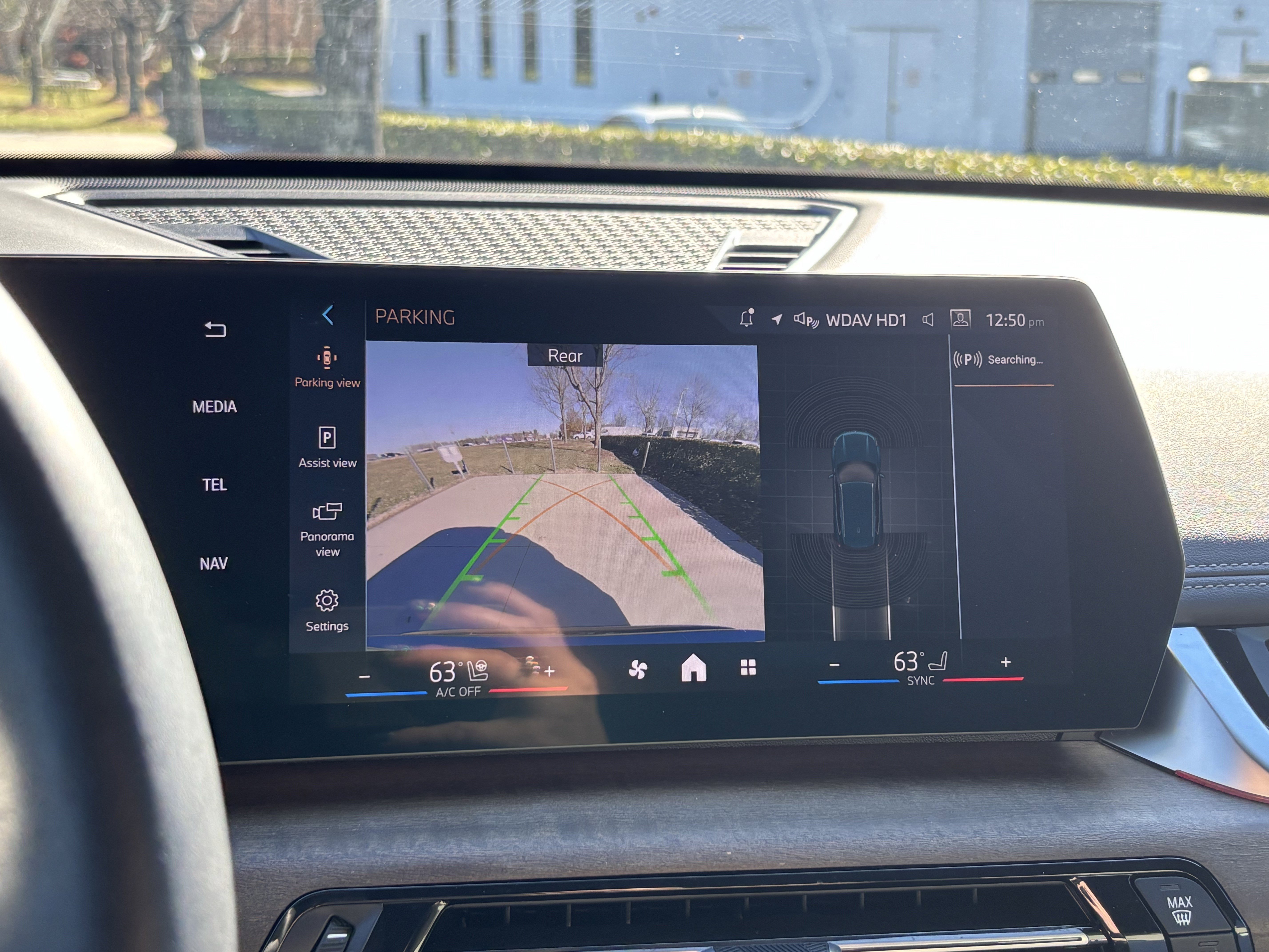 Certified 2025 BMW X1 xDrive28i w/ Convenience Package image 23