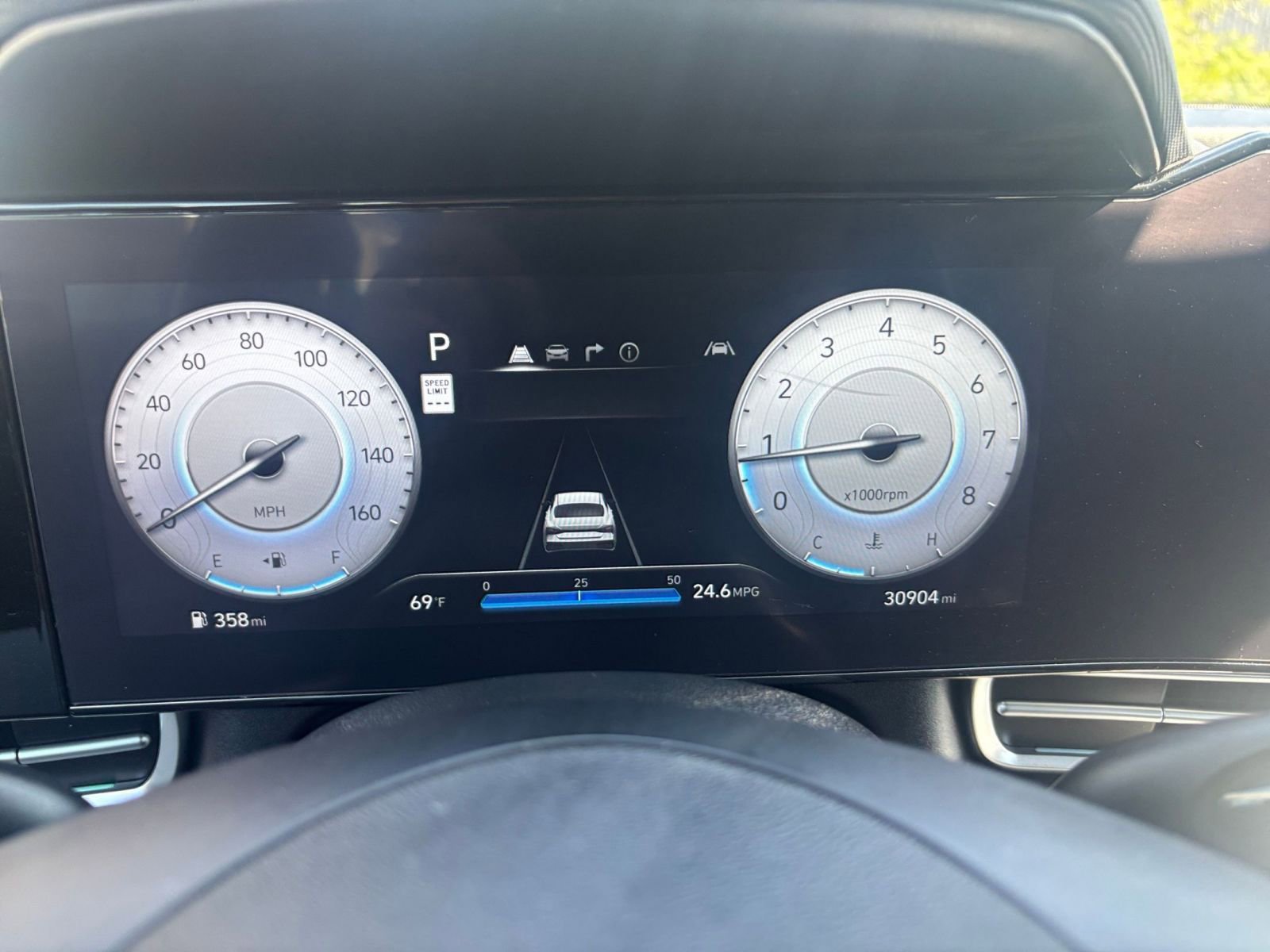 Used 2025 Hyundai Elantra SEL image 41