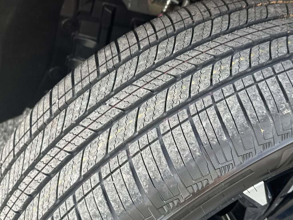 New 2026 Nissan Rogue Dark Armor image 31