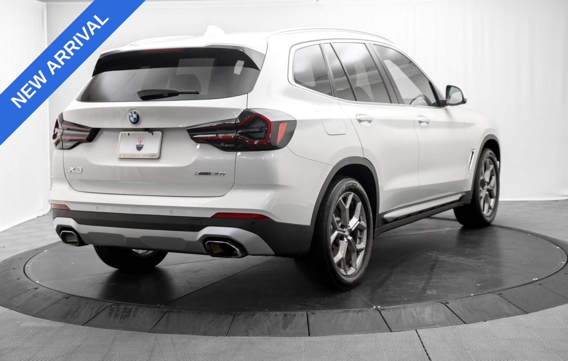 Used 2022 BMW X3 xDrive30i AWD/4WD image 7