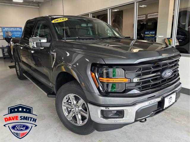 New 2025 Ford F150 XLT w/ Equipment Group 302A MID