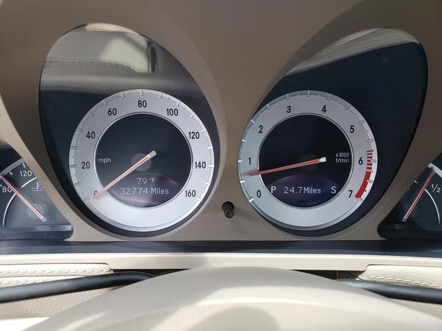 Used 2009 Mercedes-Benz SL 550 image 33