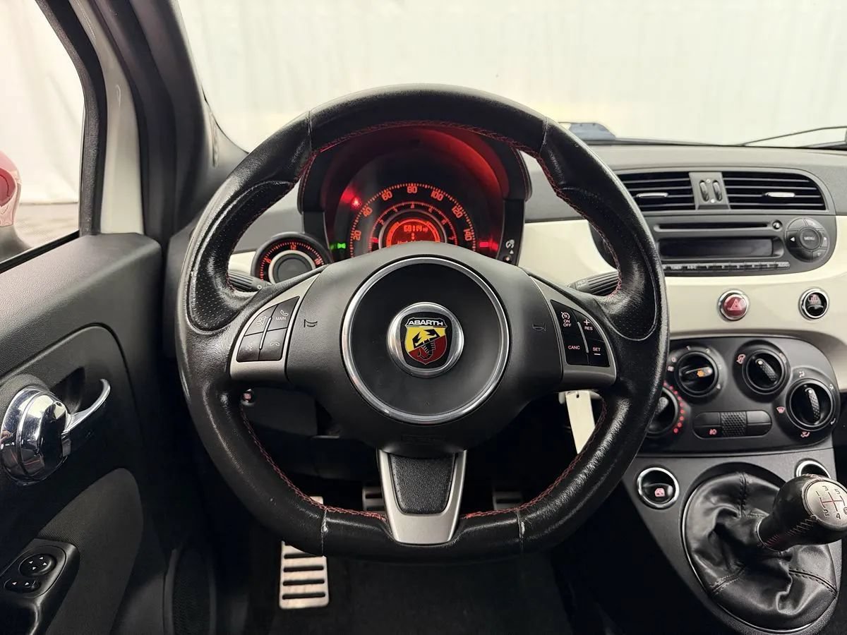 Used 2013 FIAT 500 Abarth FWD image 10