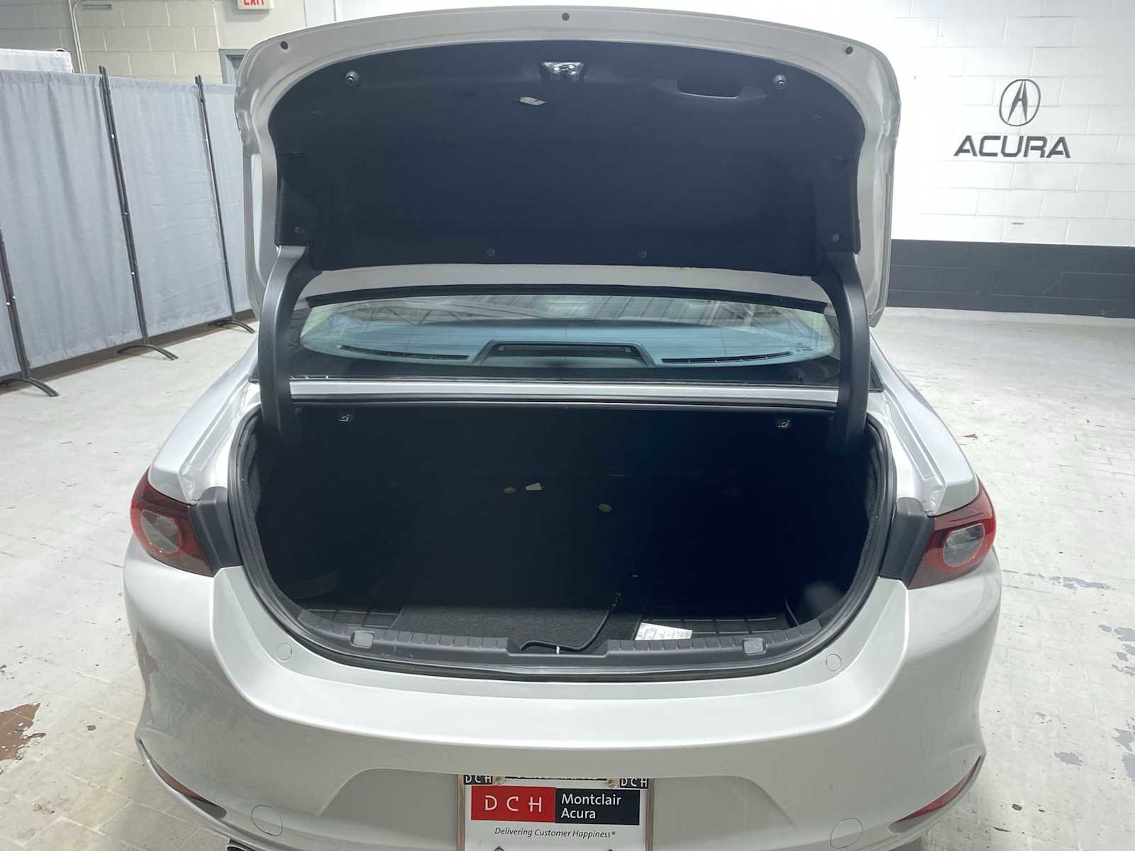 Used 2024 MAZDA MAZDA3 s FWD image 19