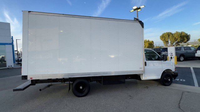 Used 2019 Chevrolet Express 3500 Extended w/ Power Convenience Package image 9