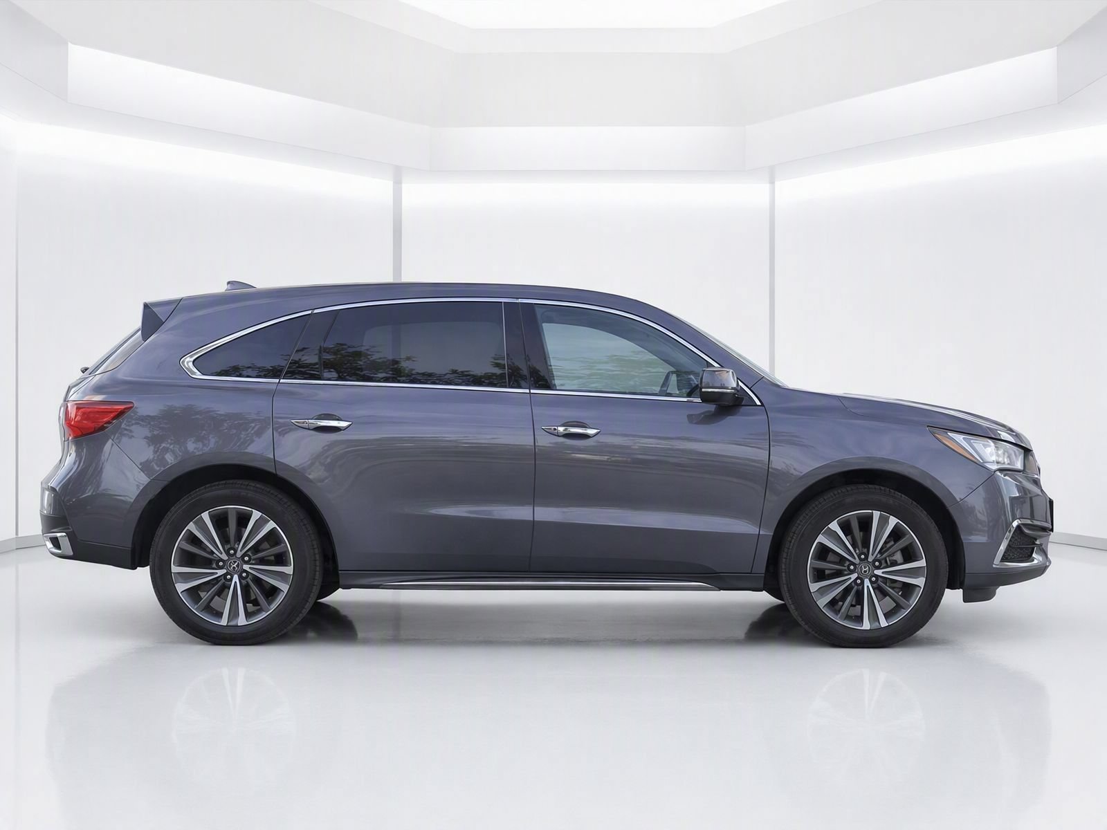 Used 2017 Acura MDX w/ Technology Package AWD/4WD image 3