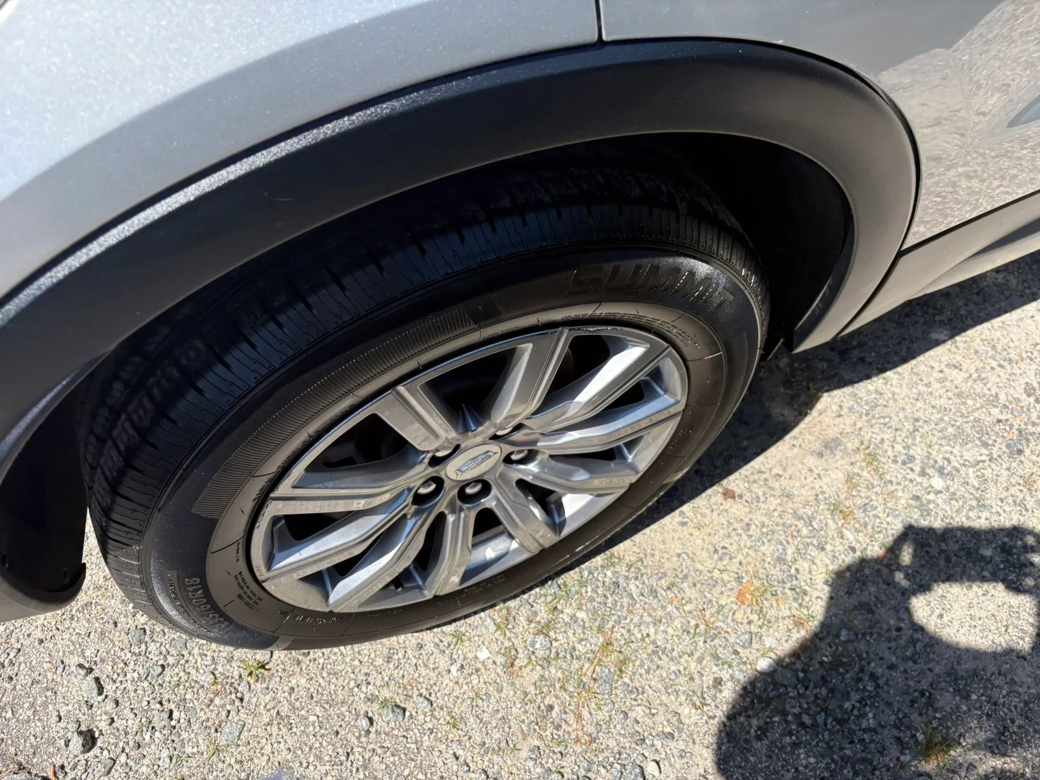 Used 2019 Cadillac XT4 Premium Luxury w/ Enhanced Visibility Package FWD image 7