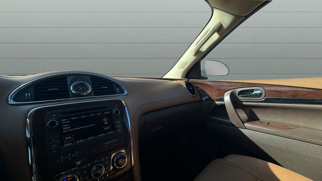 Used 2017 Buick Enclave Leather AWD/4WD image 14