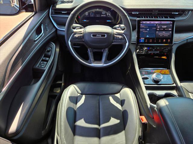 Certified 2024 Jeep Grand Cherokee L Limited w/ Luxury Tech Group II image 14