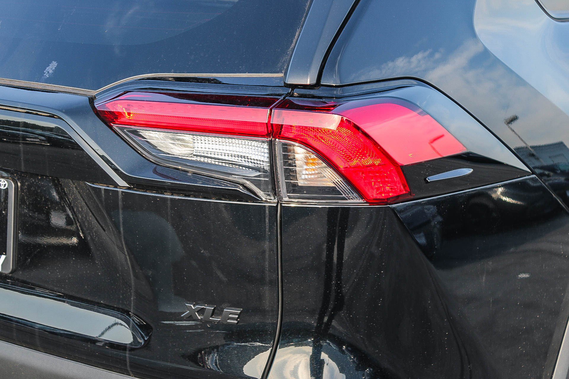 New 2025 Toyota RAV4 XLE image 10