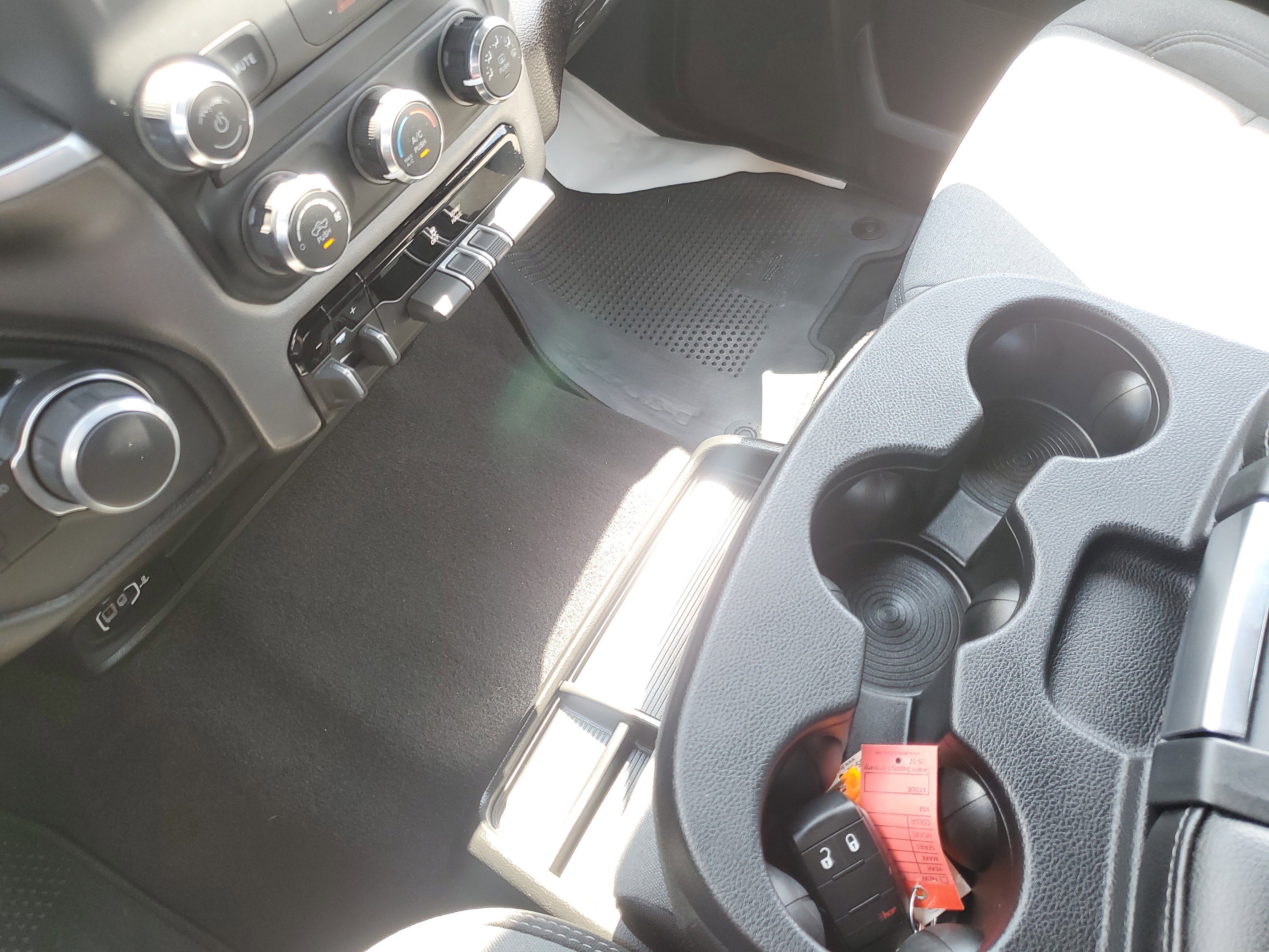 Used 2024 RAM 2500 Big Horn w/ Bed Utility Group image 19