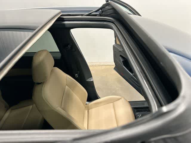 Used 2020 Volkswagen Atlas Cross Sport SE w/ Panoramic Sunroof Package AWD/4WD image 6