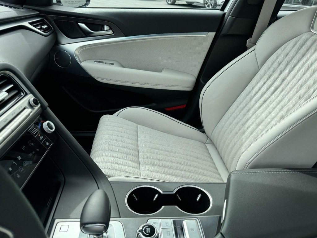 Certified 2025 Genesis G70 2.5T w/ Sport Prestige Package image 14