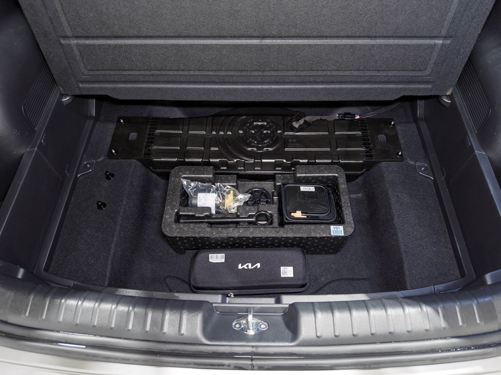 Used 2023 Kia Niro Wave w/ Wave Preserve Package FWD image 28