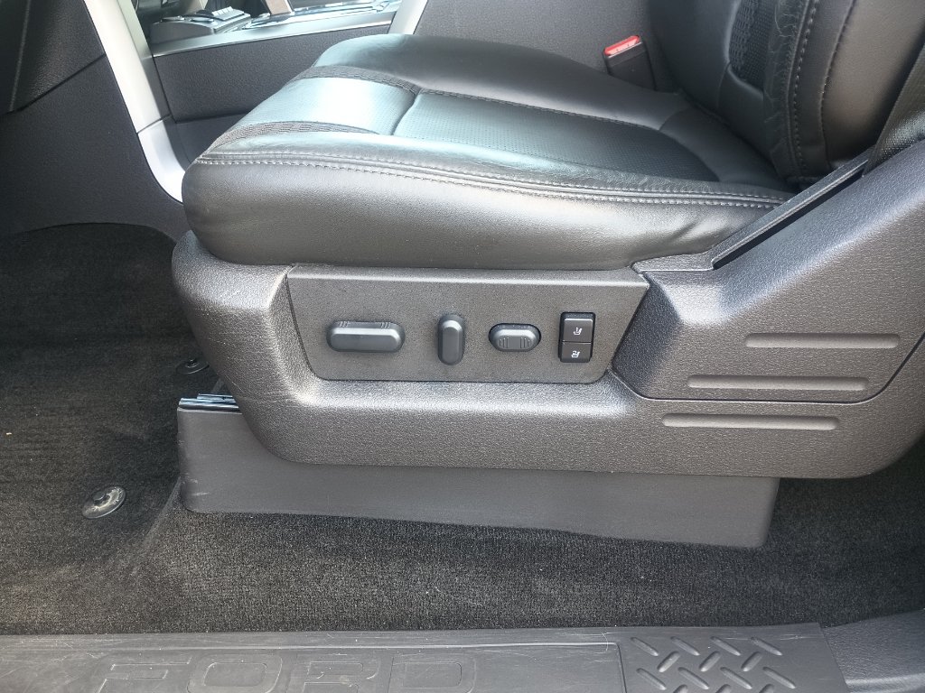 Used 2013 Ford F150 Raptor w/ Luxury Equipment Group AWD/4WD image 19