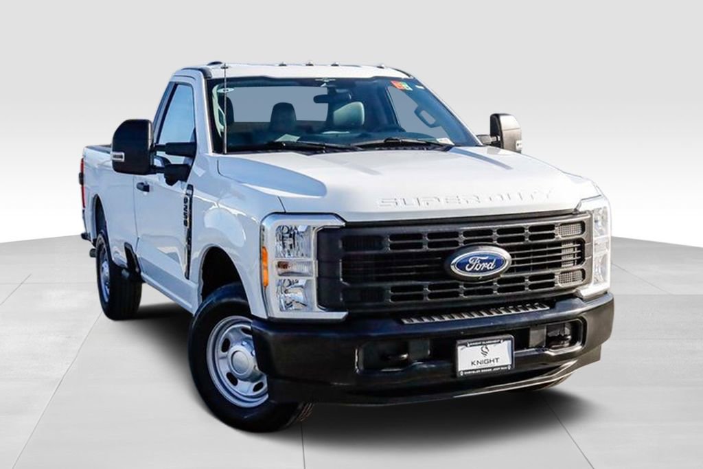 Used 2023 Ford F250 XL w/ 360-Degree Camera Package RWD image 2
