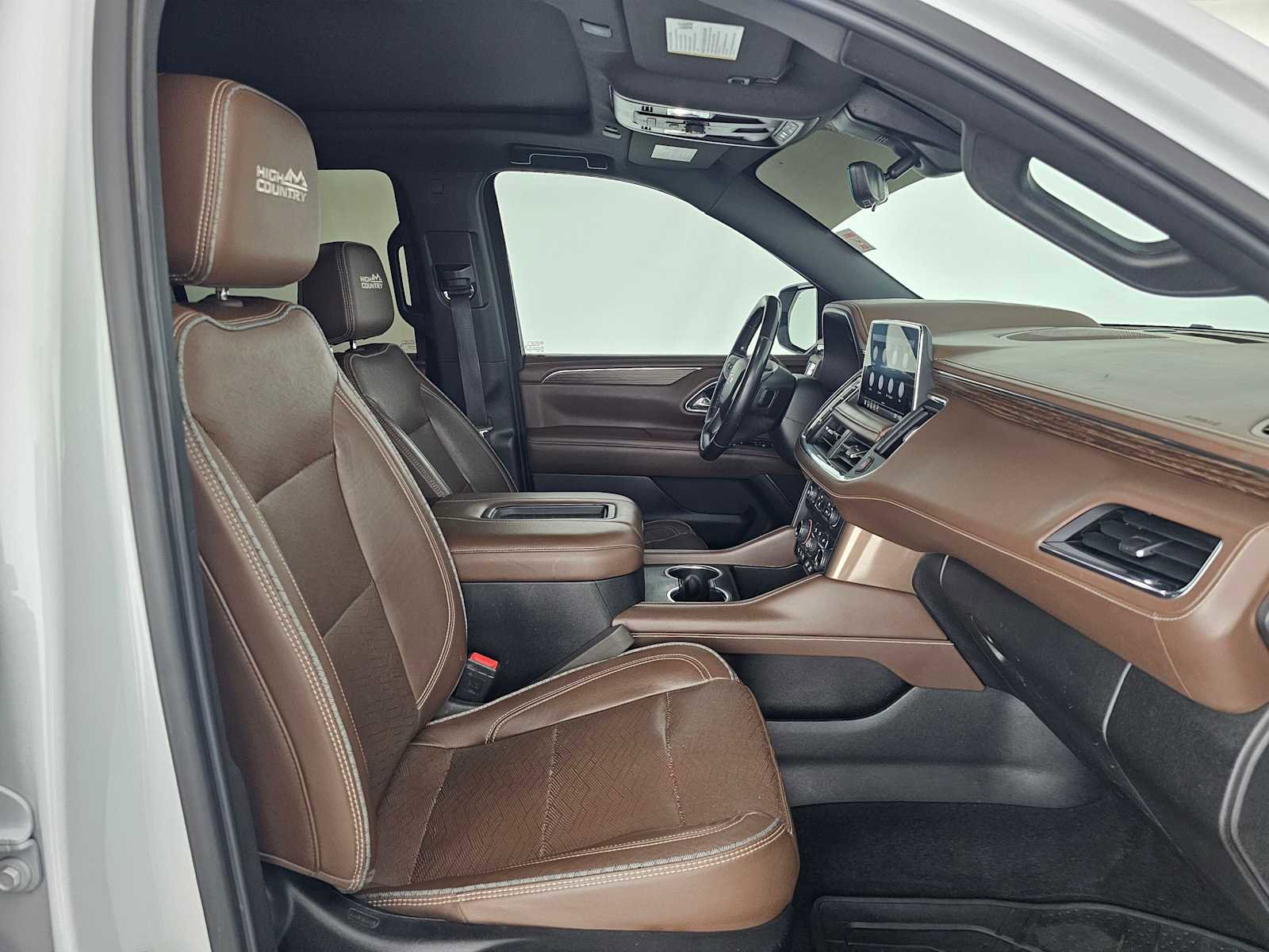 Used 2021 Chevrolet Tahoe High Country w/ Premium Package AWD/4WD image 10