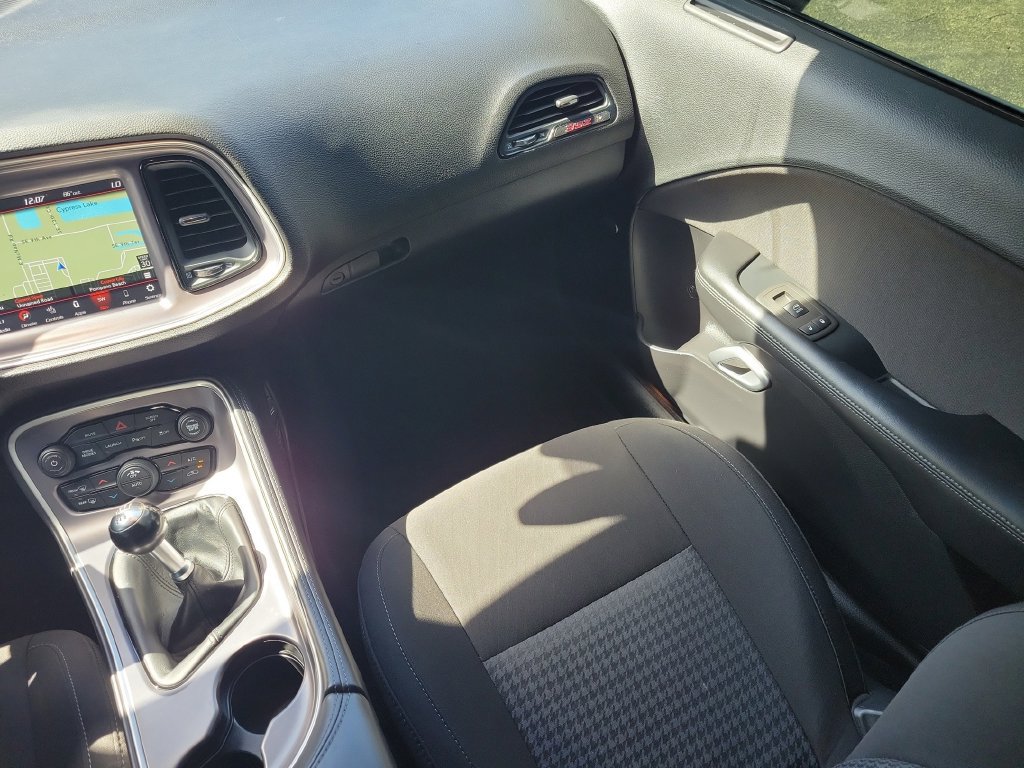 Used 2021 Dodge Challenger R/T Scat Pack RWD image 23
