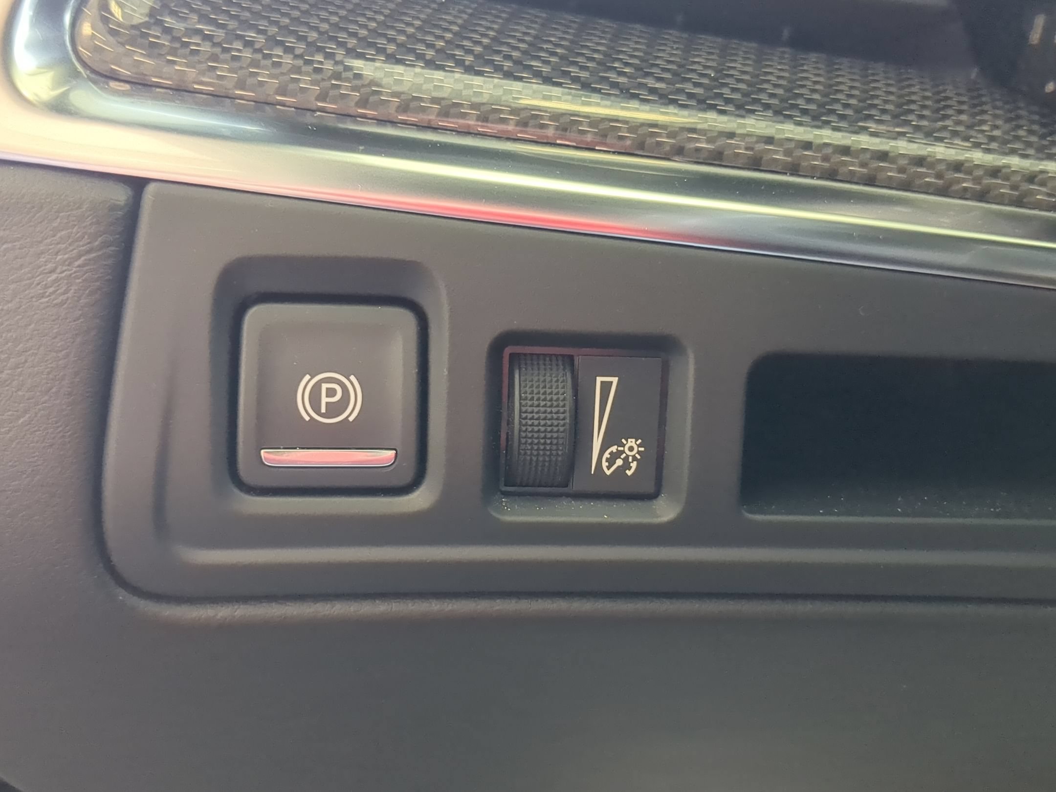 Certified 2023 Cadillac XT5 Sportv AWD/4WD image 12