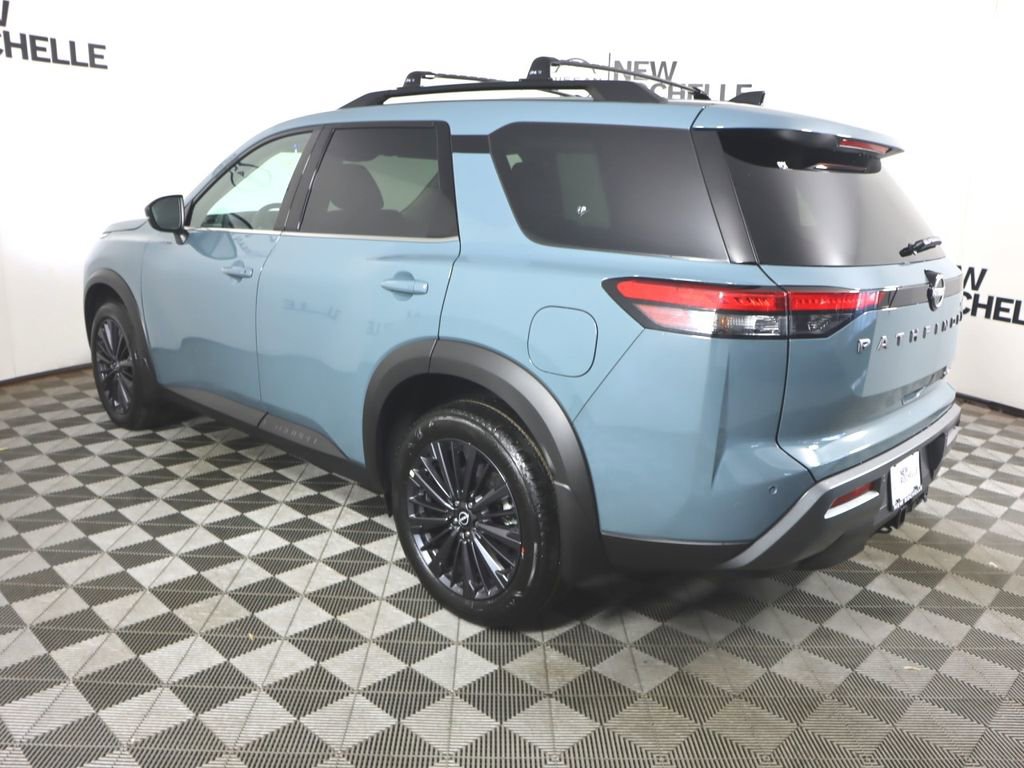New 2026 Nissan Pathfinder SL image 7