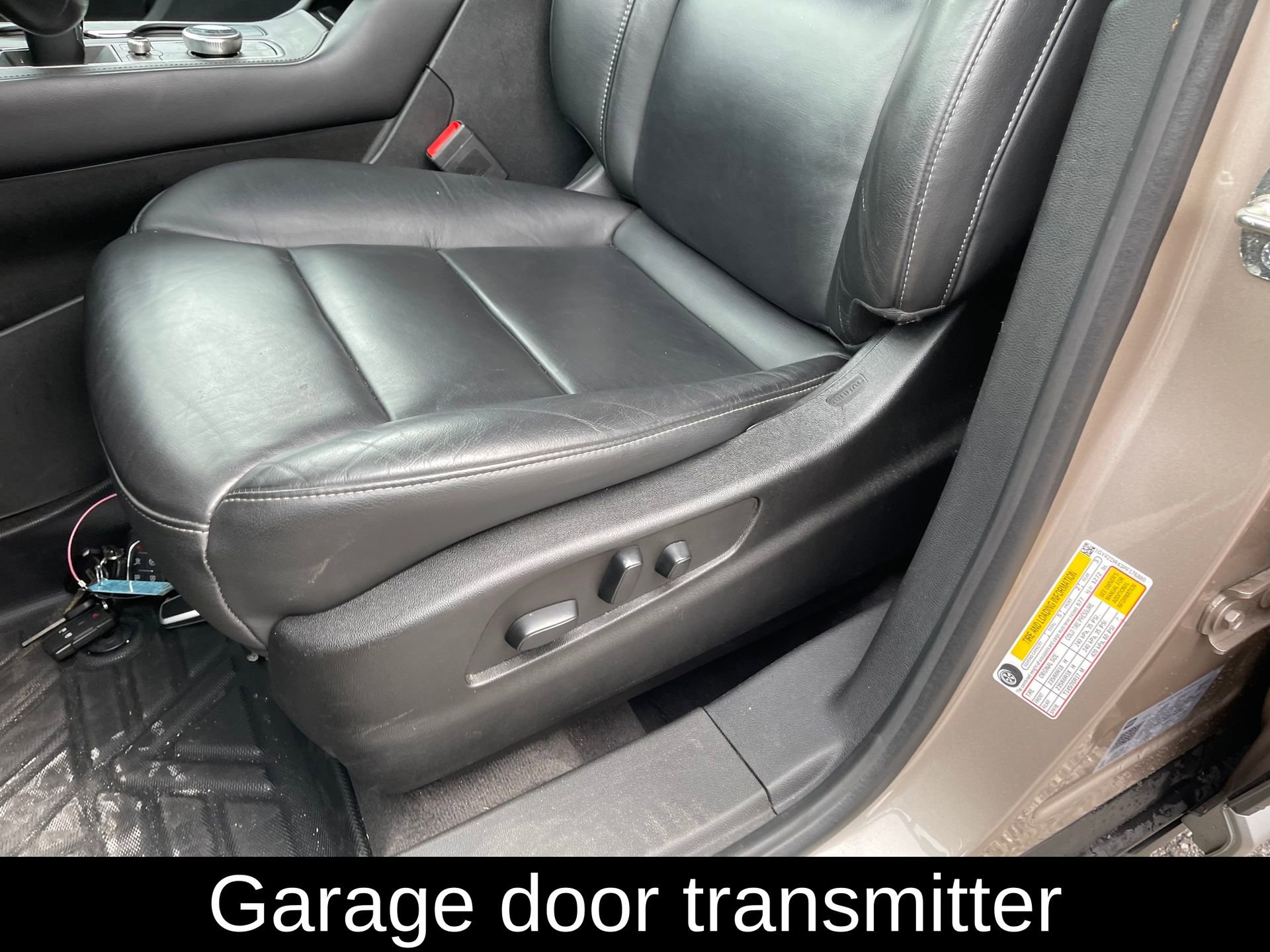 Used 2023 Cadillac XT4 Premium Luxury image 14