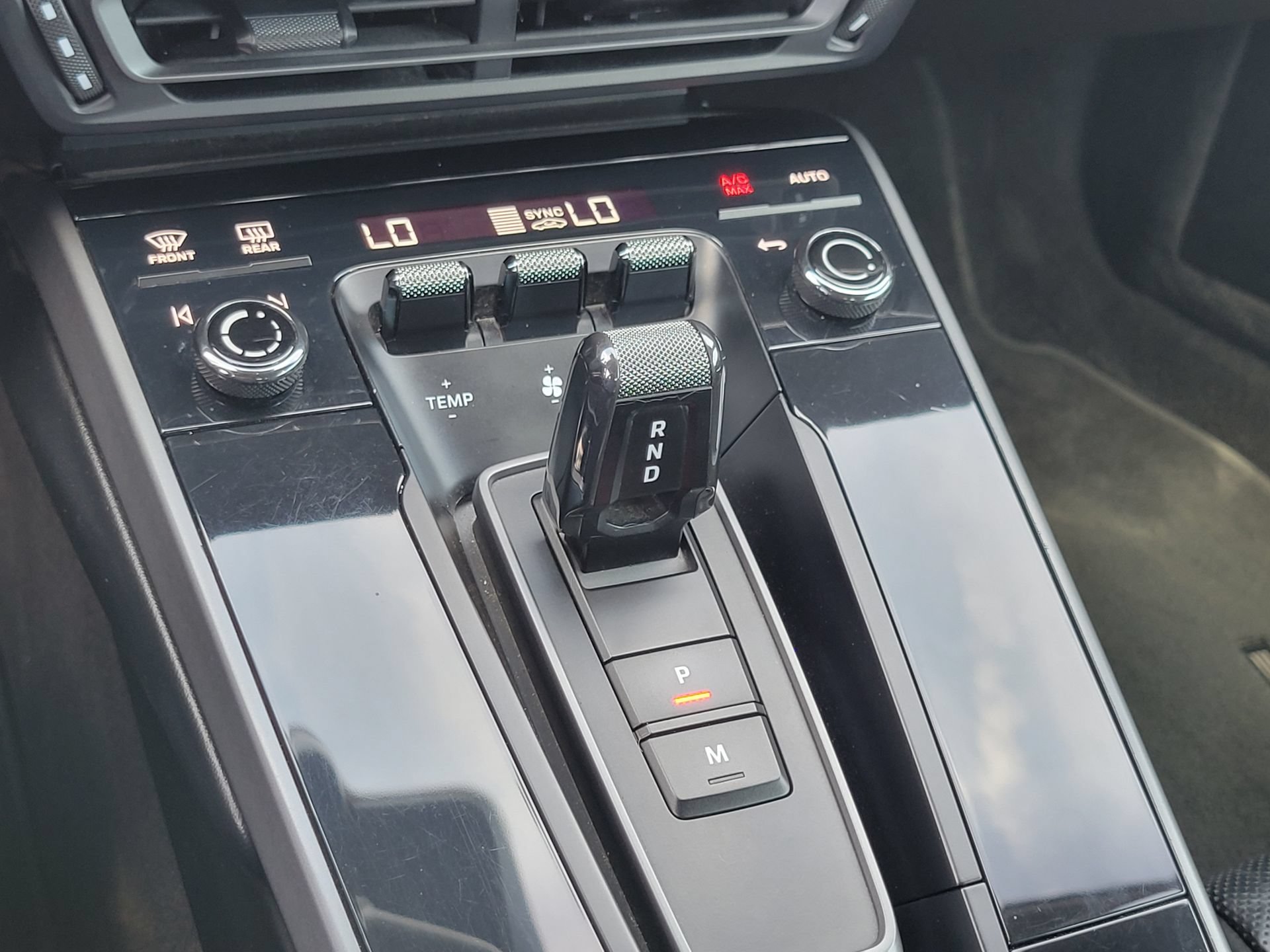 Certified 2021 Porsche 911 Carrera S RWD image 22