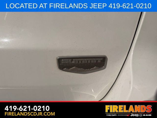 Used 2015 Jeep Grand Cherokee Summit w/ Platinum Series Group AWD/4WD image 10