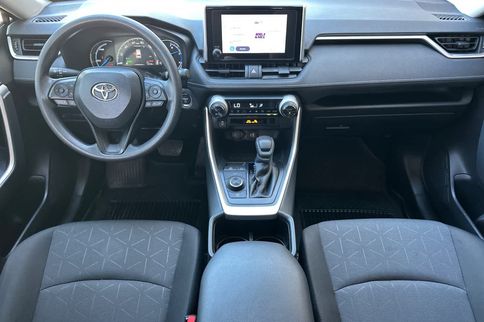 Used 2025 Toyota RAV4 XLE w/ Convenience Package AWD/4WD image 12