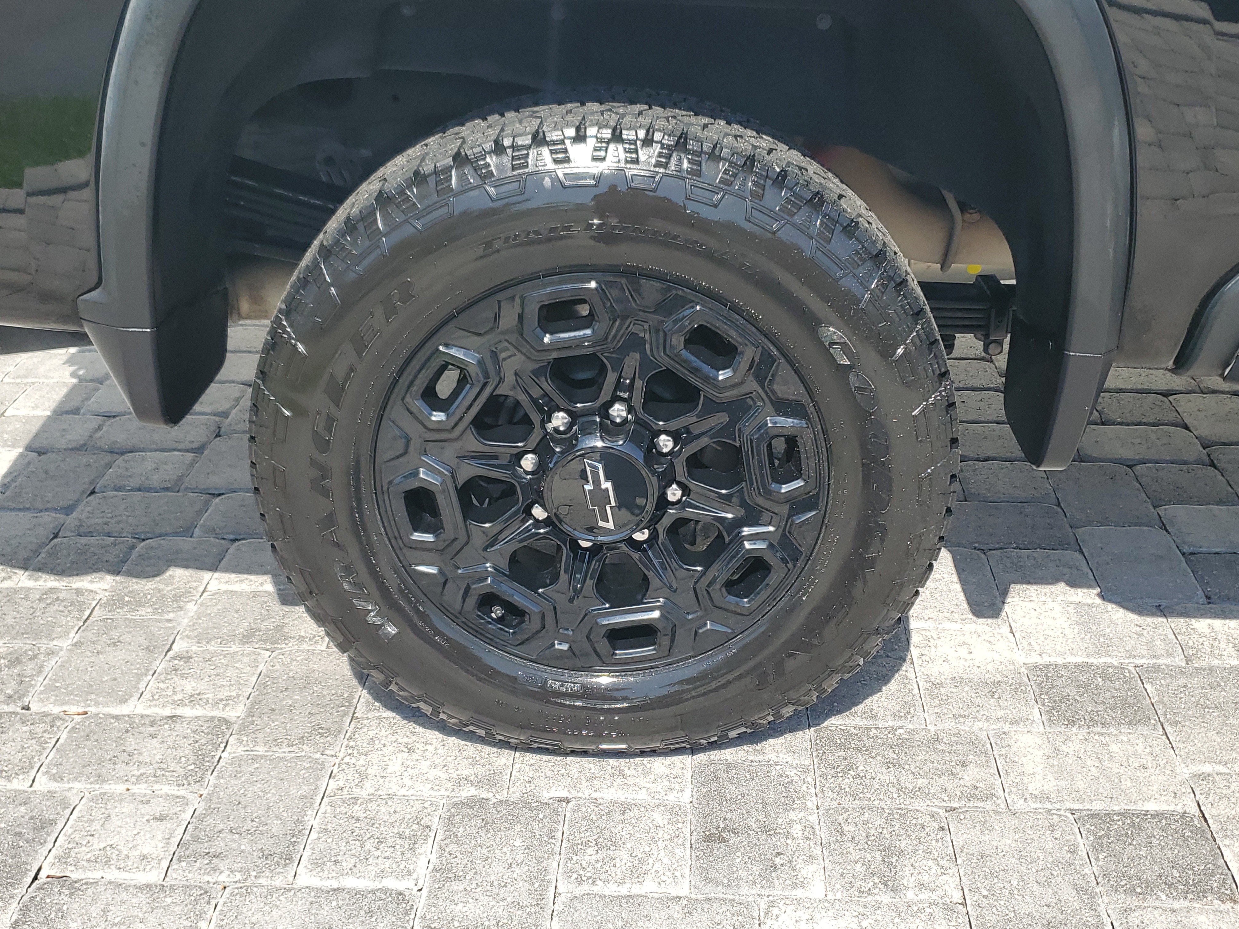Certified 2024 Chevrolet Silverado 2500 High Country w/ High Country Premium Package AWD/4WD image 7
