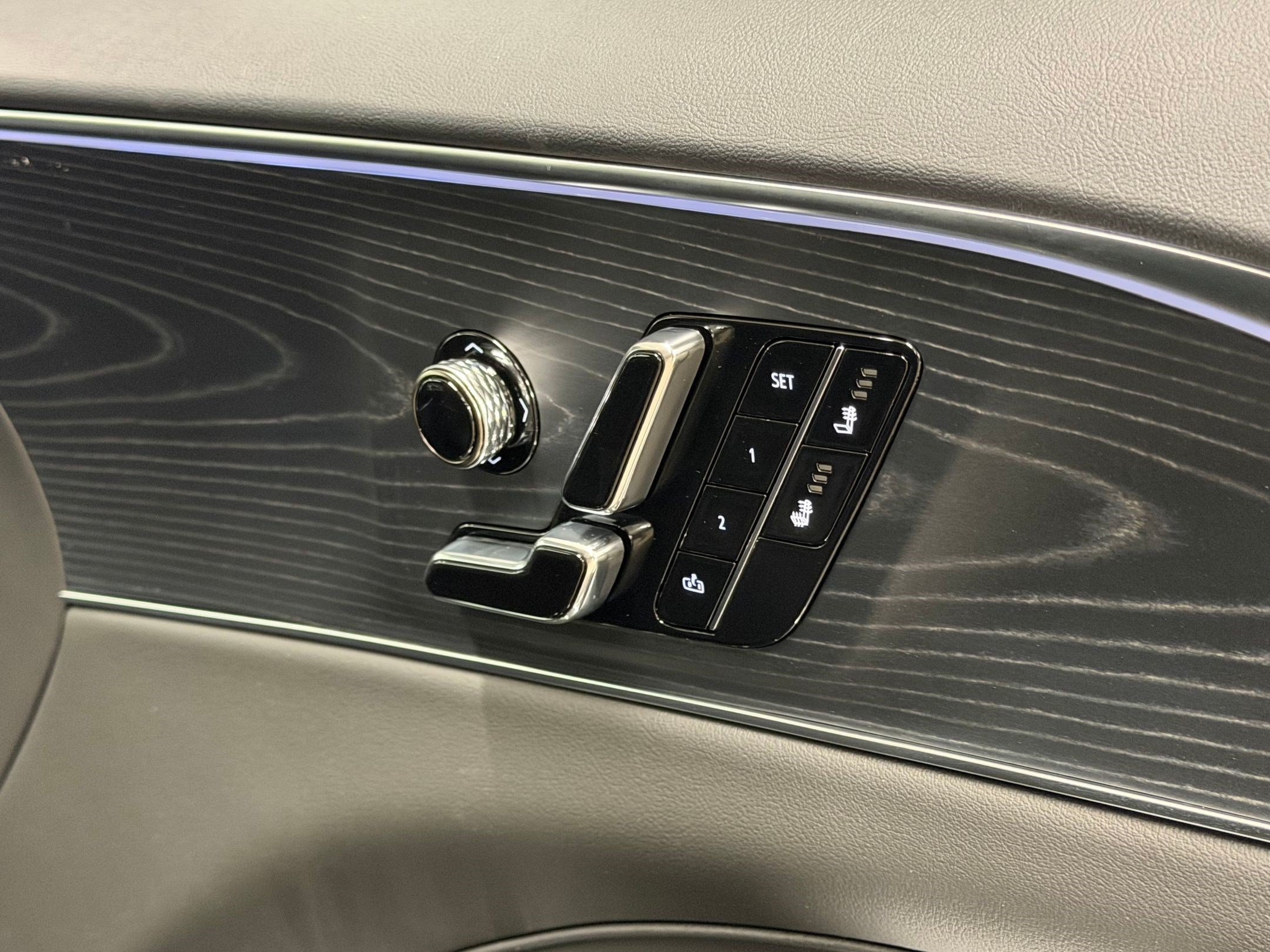 New 2026 Cadillac Lyriq Sport AWD/4WD image 47