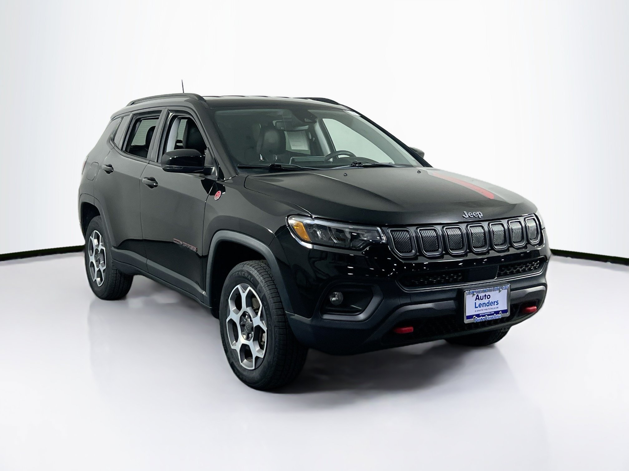 Used 2022 Jeep Compass Trailhawk AWD/4WD image 3