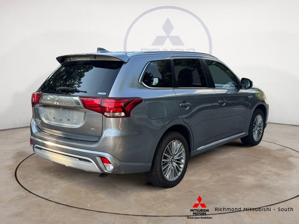 Used 2022 Mitsubishi Outlander SEL image 3