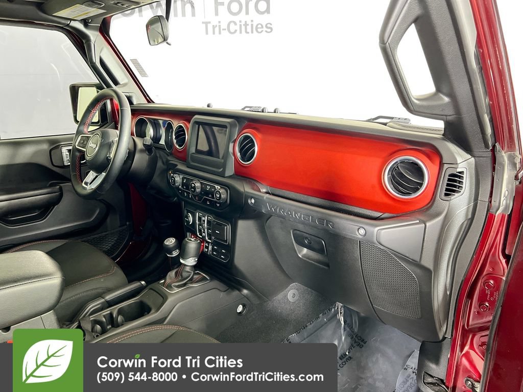 Used 2021 Jeep Wrangler Unlimited Rubicon AWD/4WD image 27