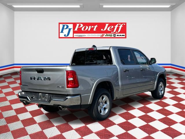 Used 2025 RAM 1500 Big Horn AWD/4WD image 4