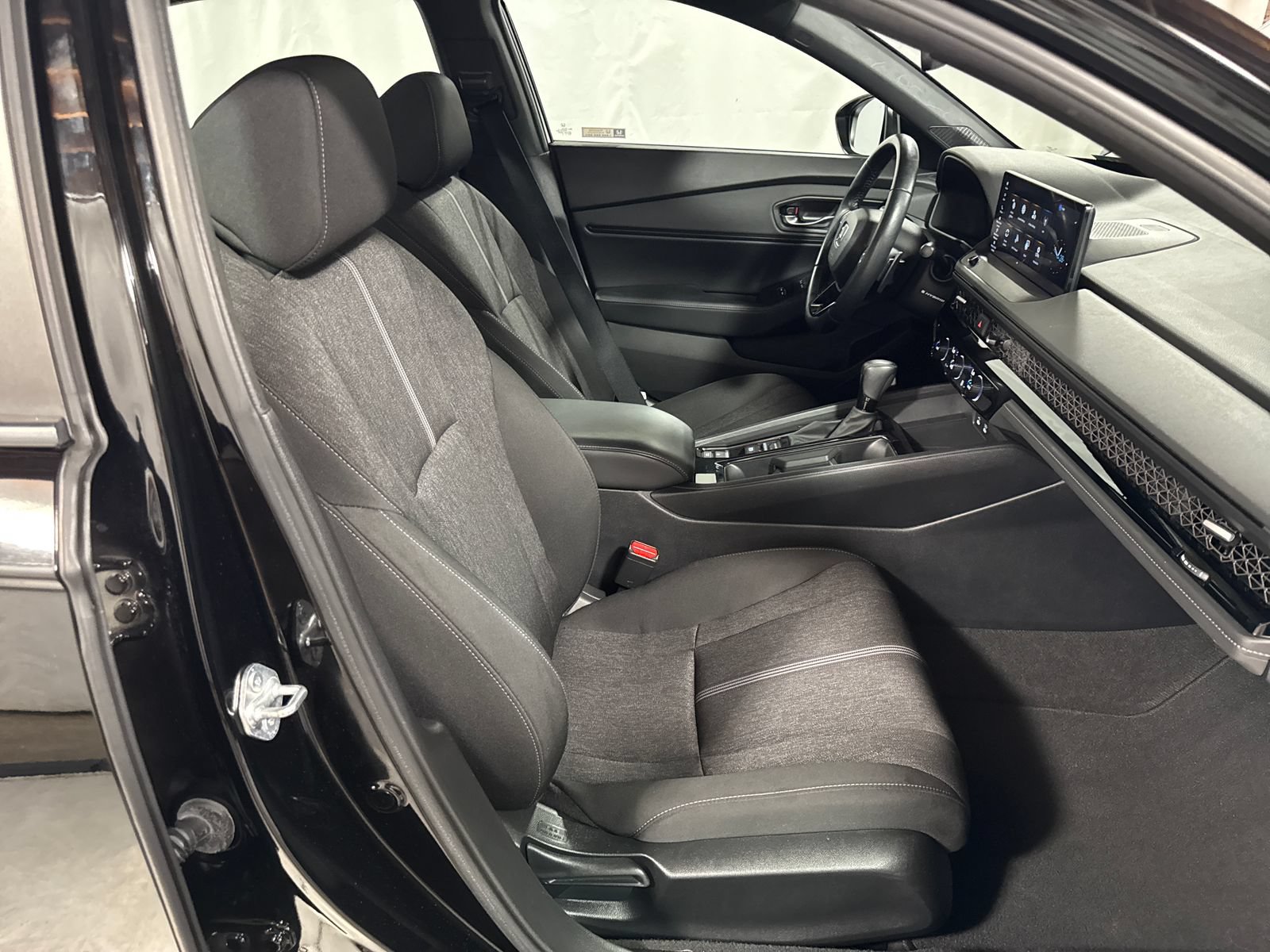 Certified 2023 Honda Accord Sport image 27