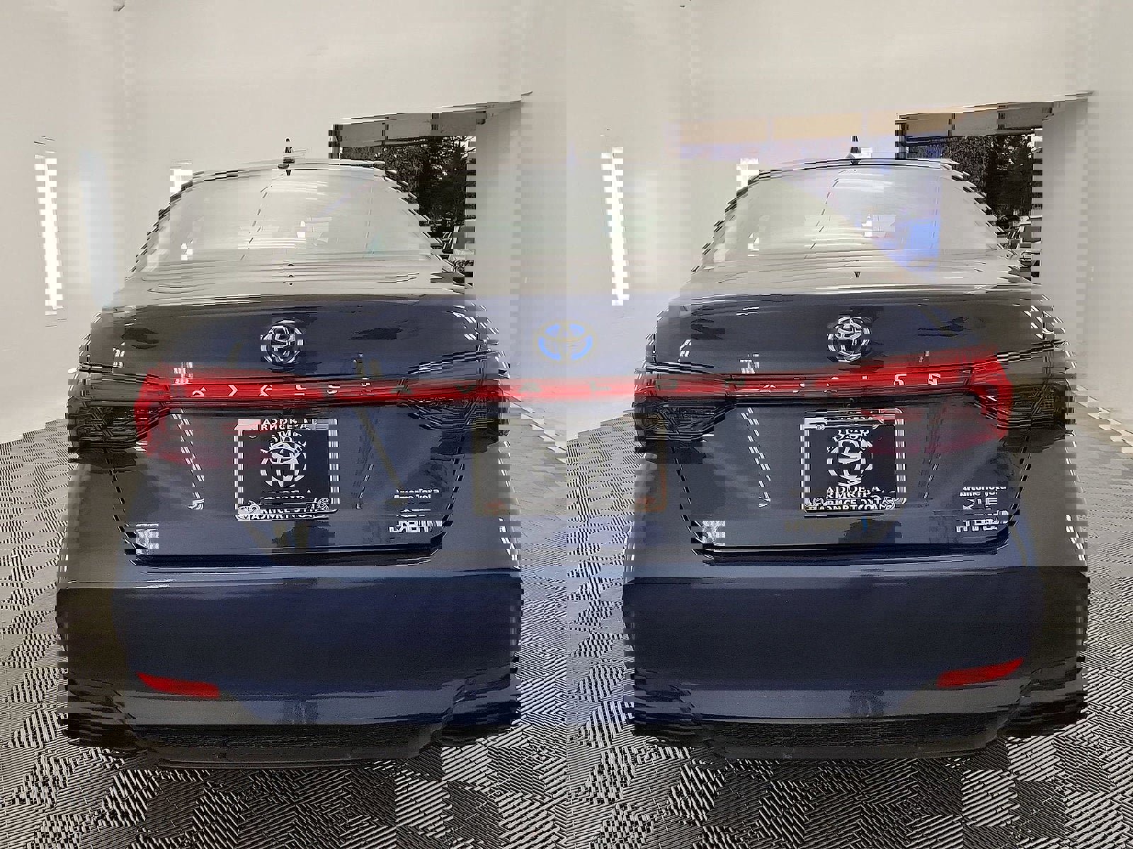 Certified 2019 Toyota Avalon XLE image 23