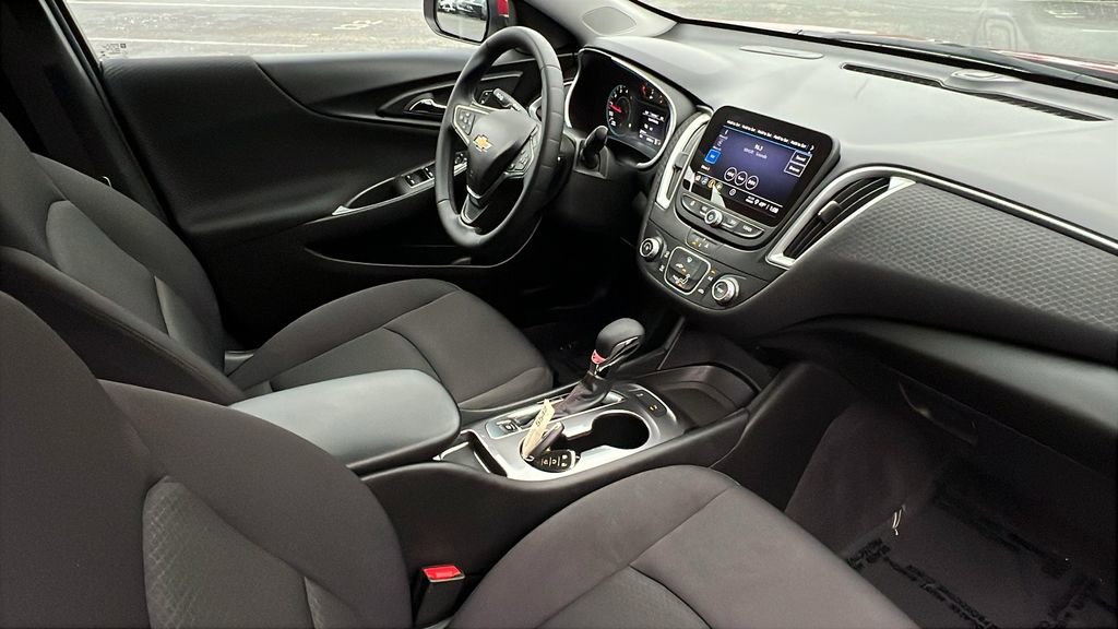 Used 2024 Chevrolet Malibu RS image 12