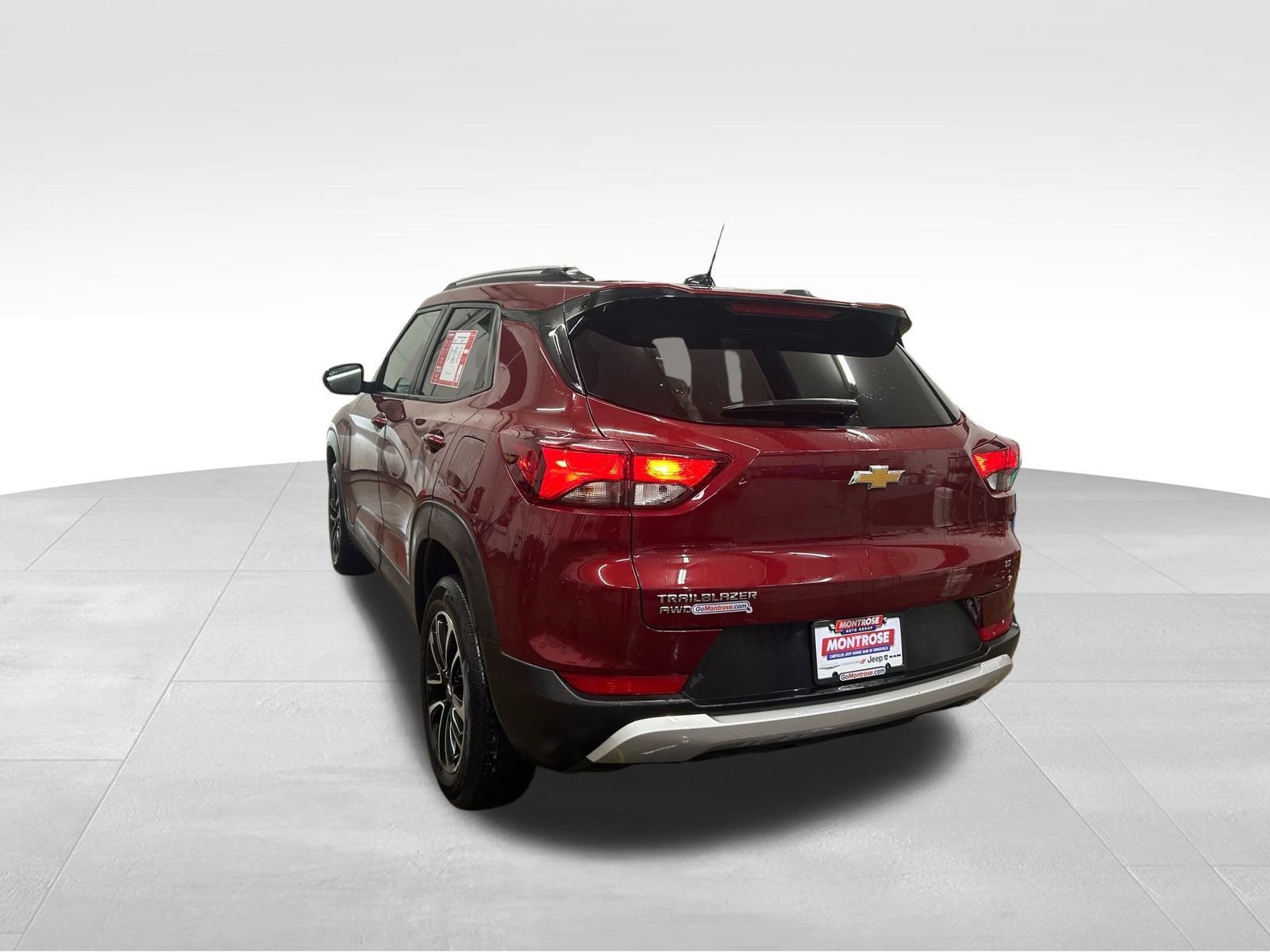 Used 2024 Chevrolet TrailBlazer LT image 3