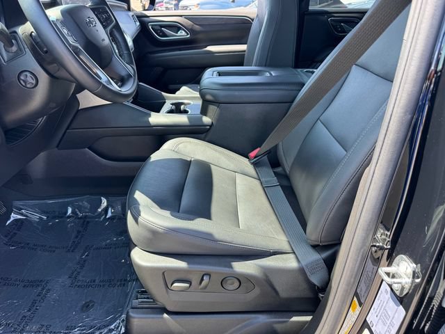 Certified 2023 Chevrolet Tahoe Z71 w/ Luxury Package AWD/4WD image 14