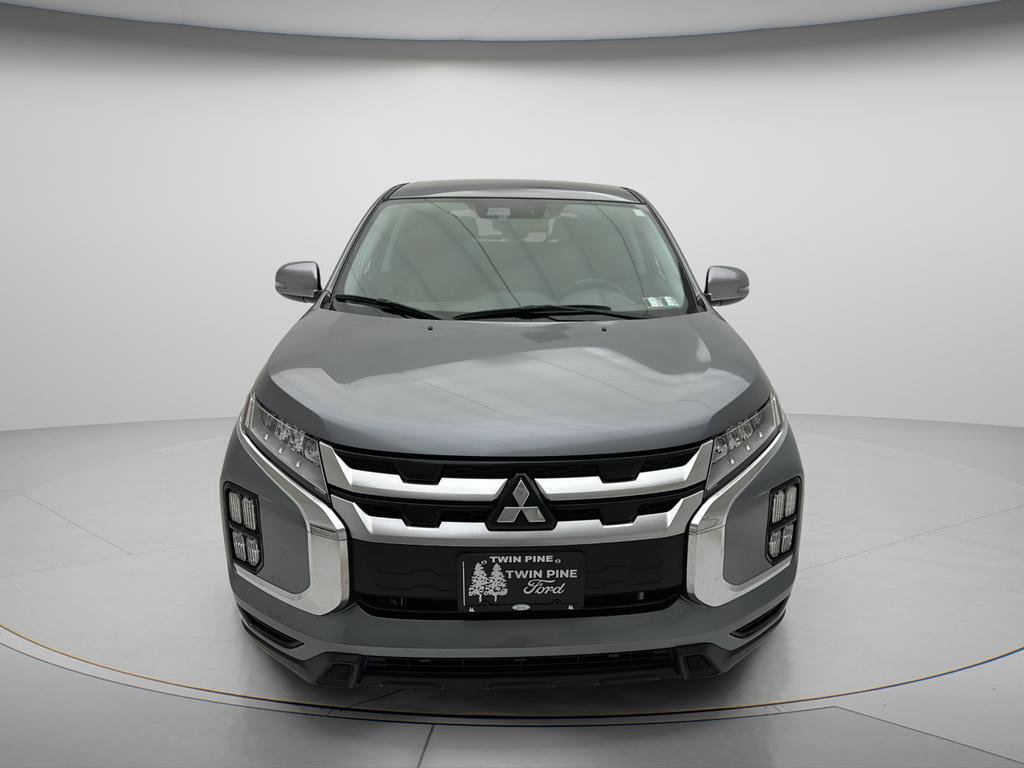 Used 2025 Mitsubishi Outlander Sport SE AWD/4WD image 2