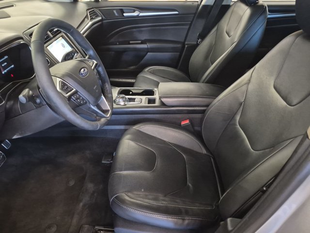 Used 2017 Ford Fusion Titanium FWD image 15