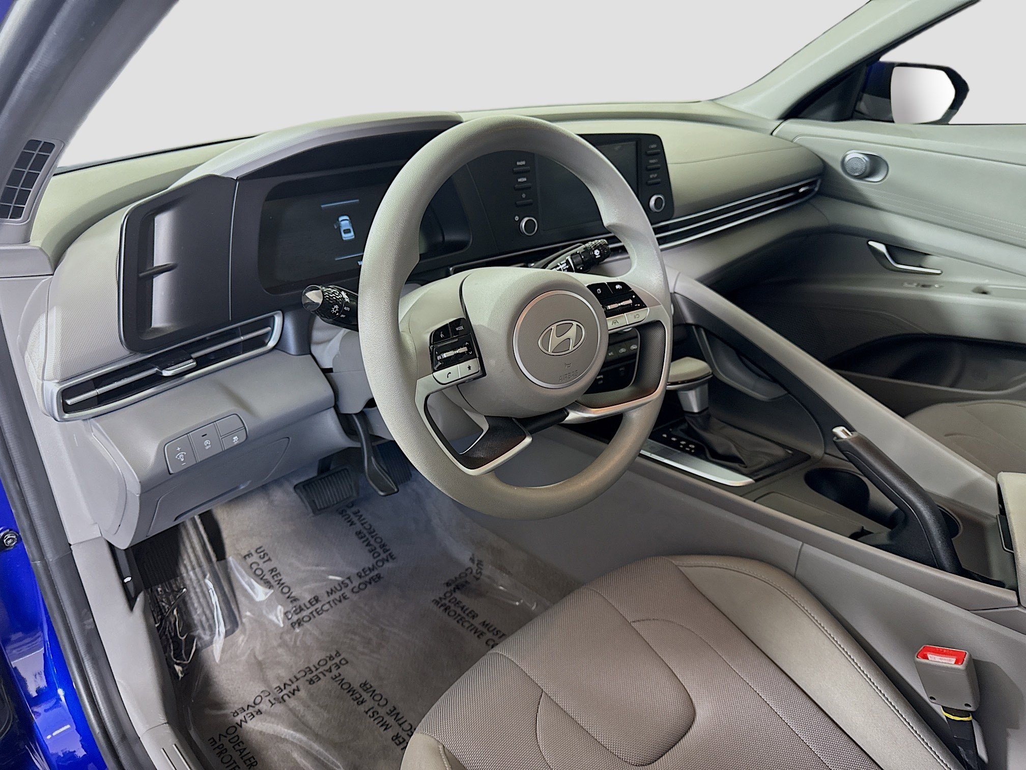 Used 2025 Hyundai Elantra SE image 22