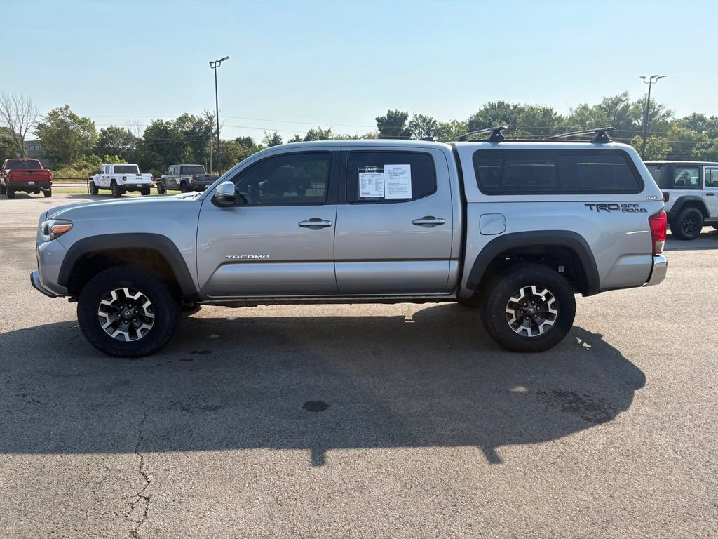 Used 2017 Toyota Tacoma TRD Off-Road w/ Tow Package RWD image 4