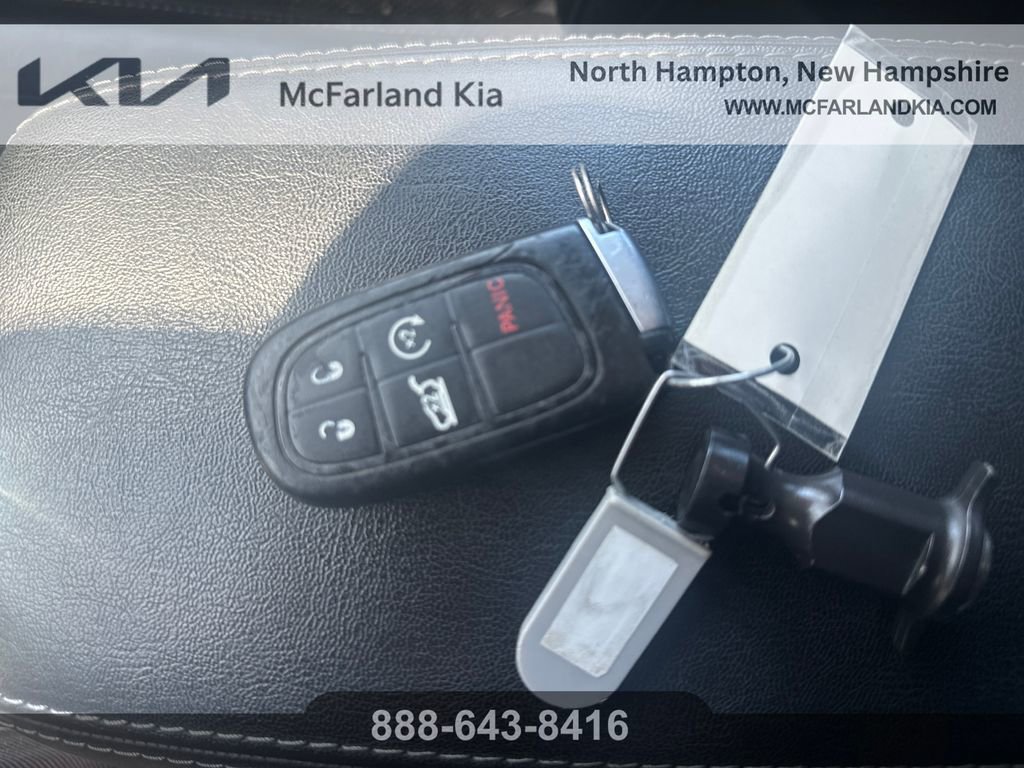 Used 2019 Jeep Cherokee Limited AWD/4WD image 21