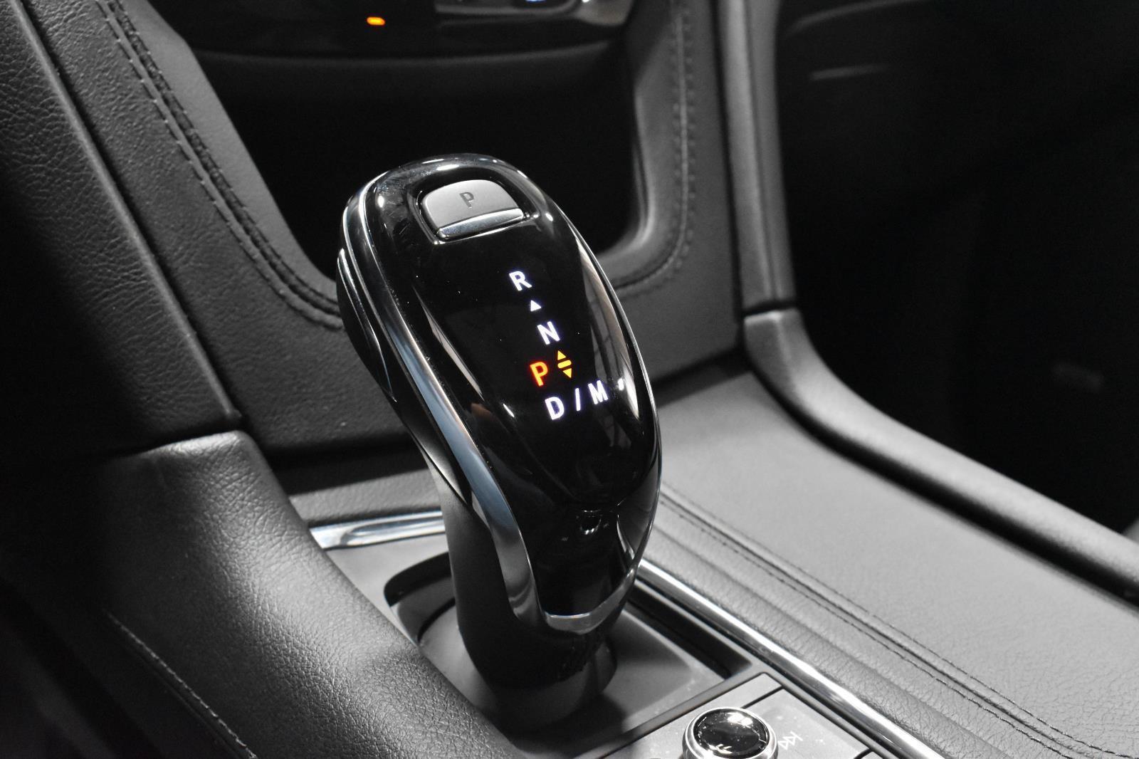 Certified 2024 Cadillac XT6 Premium Luxury FWD image 21