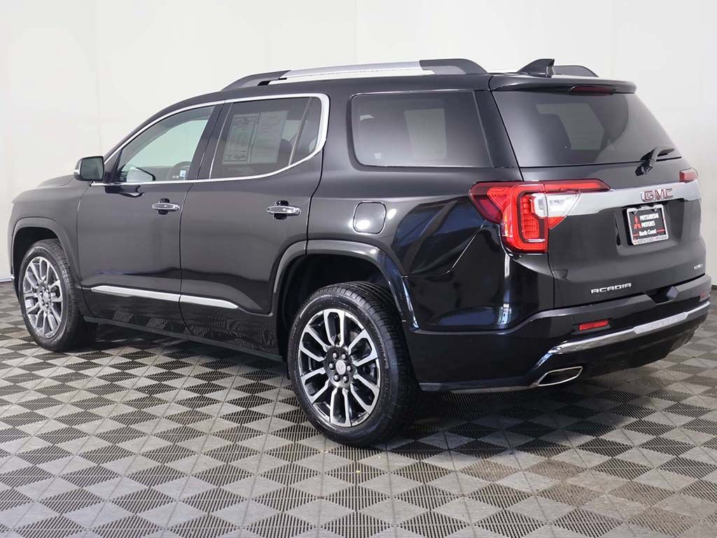 Used 2023 GMC Acadia Denali AWD/4WD image 12