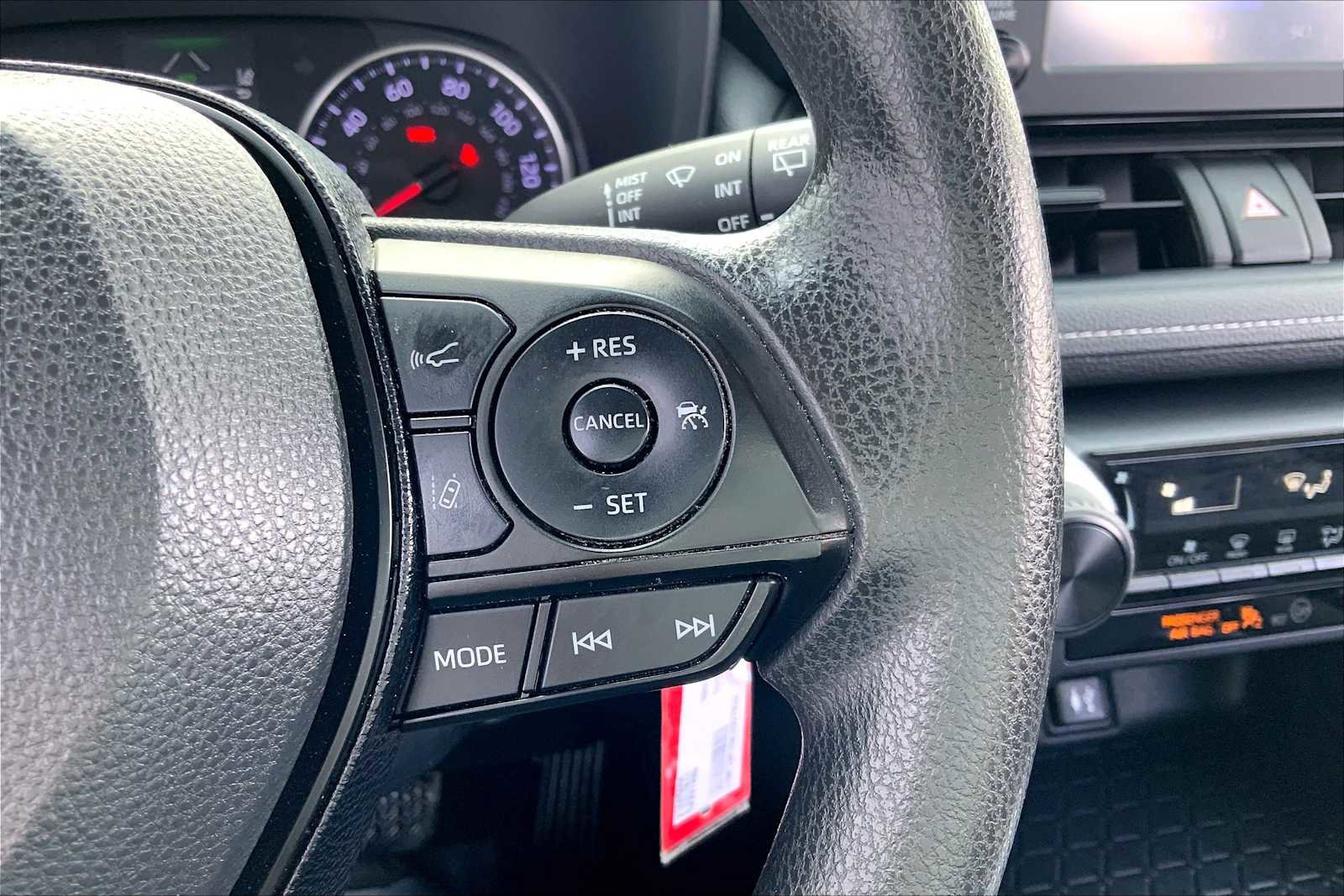 Used 2019 Toyota RAV4 LE w/ All Weather Liner Package AWD/4WD image 24